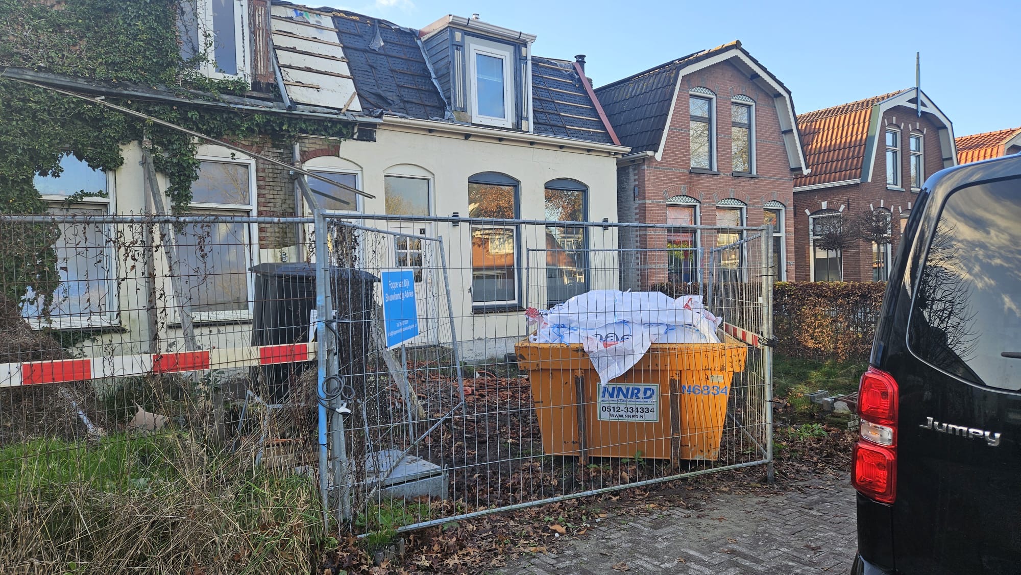 Voor foto dubbele woning Gorredijk